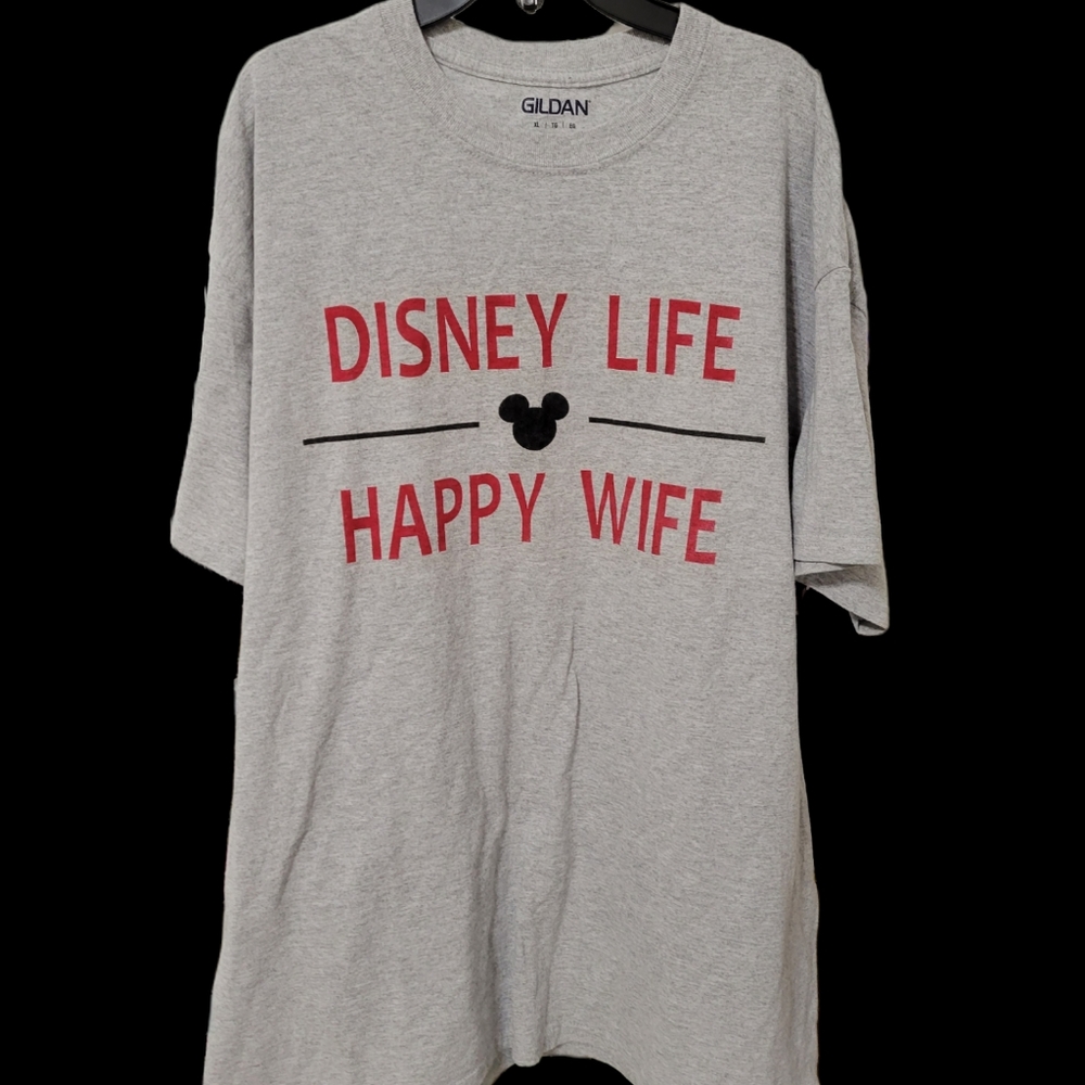 Disney Life Happy Wife men's XL tshirt